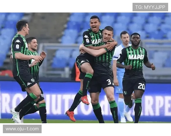 萨索洛战维罗纳两低迷三人过关