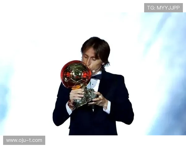 谁夺世界杯谁将斩获金球奖